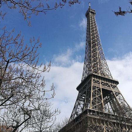 Charmant Appartement Proche De La Tour Eiffel Paris Exterior photo