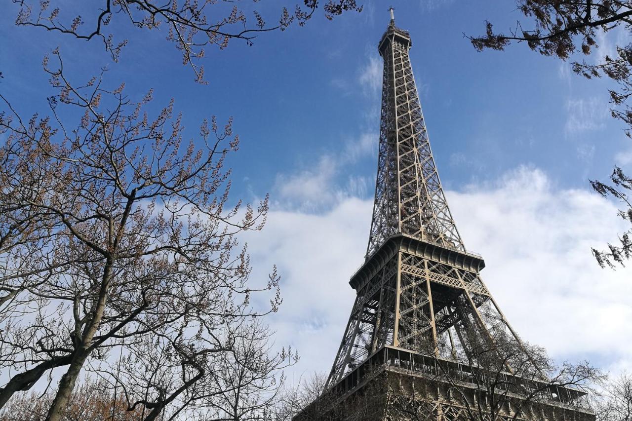 Charmant Appartement Proche De La Tour Eiffel Paris Exterior photo